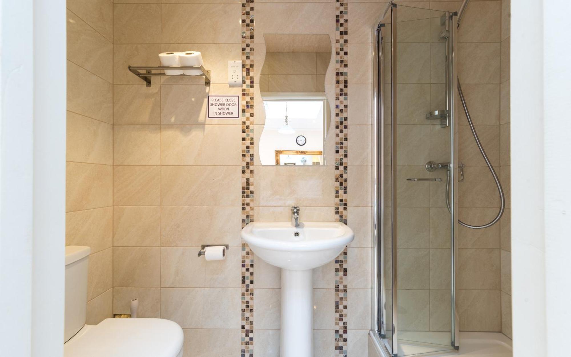 Saba Rooms And Apartments Λονδίνο Εξωτερικό φωτογραφία