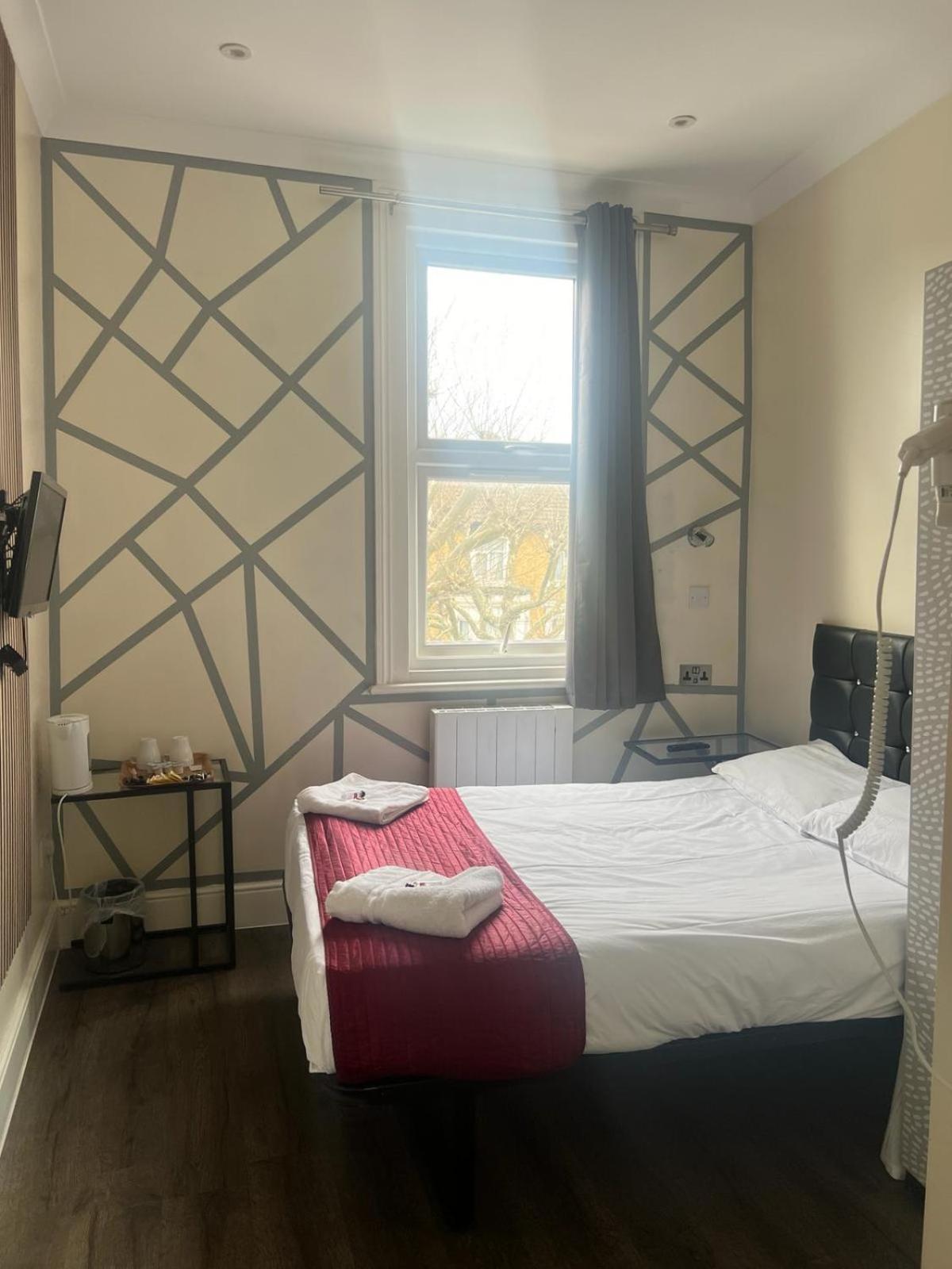 Saba Rooms And Apartments Λονδίνο Εξωτερικό φωτογραφία