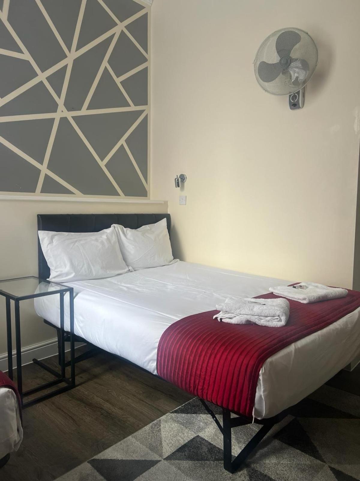 Saba Rooms And Apartments Λονδίνο Εξωτερικό φωτογραφία